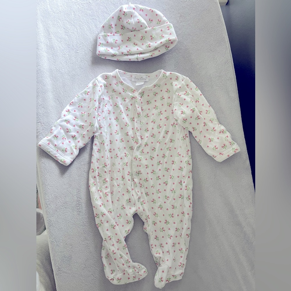 Kissy kissy Floral Baby One Piece and Hat Set